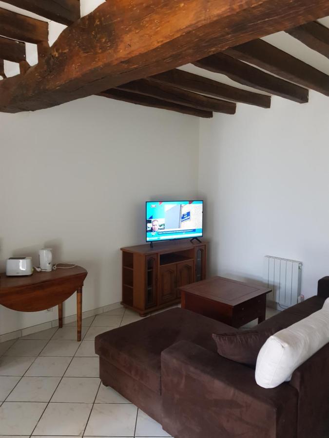 Chez Laiko Wifi Gratuit Villa Beaulieu-sur-Loire Buitenkant foto